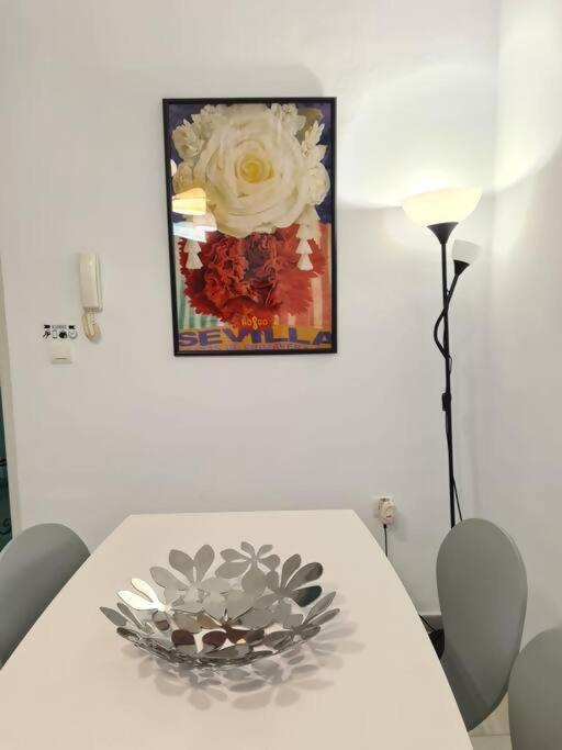 C Palacio Parking Segun Disponibilidad Seville Exterior photo