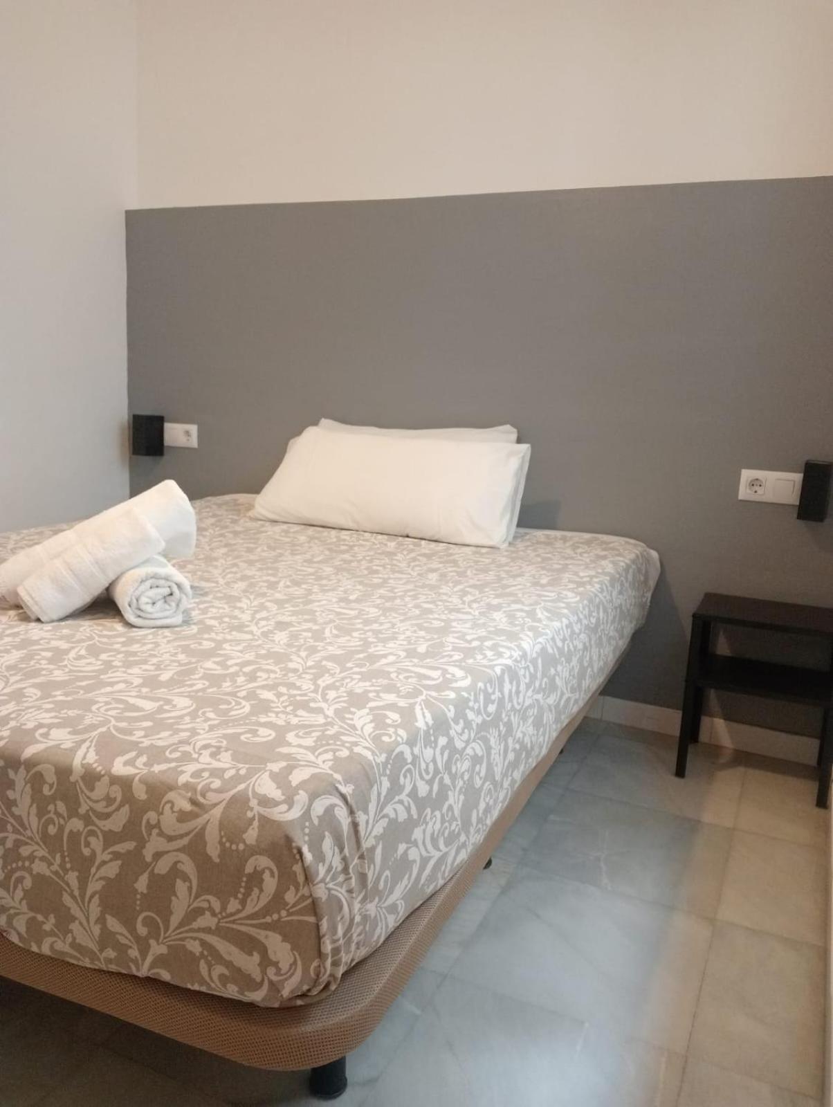 C Palacio Parking Segun Disponibilidad Seville Exterior photo